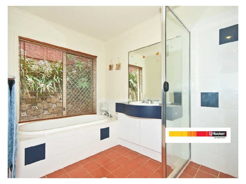 8 Ardisia Court, Burleigh Heads QLD 4220