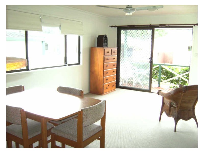 1/3 Township Drive, West Burleigh QLD 4219