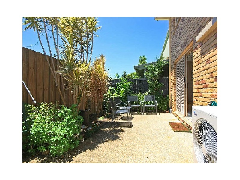 10/12-16 Bottlewood Court, Burleigh Waters QLD 4220