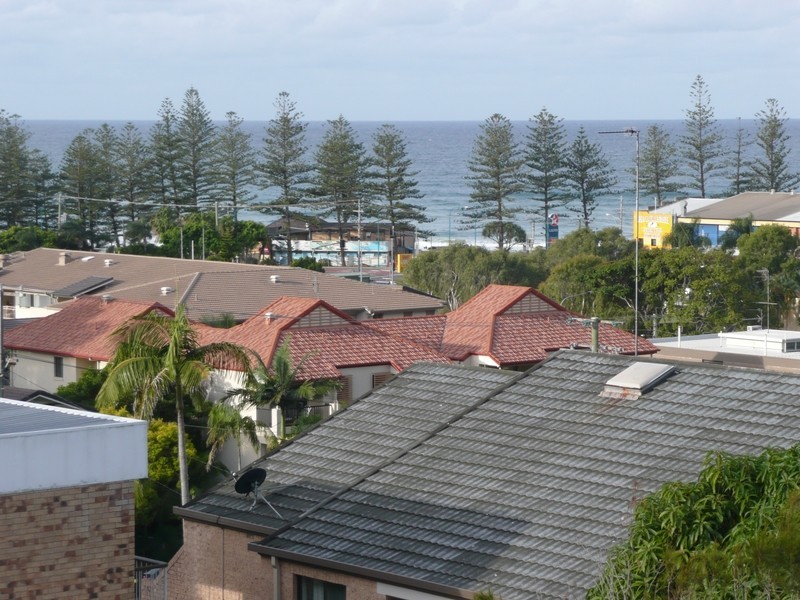 5/21 Hill Avenue, Burleigh Heads QLD 4220