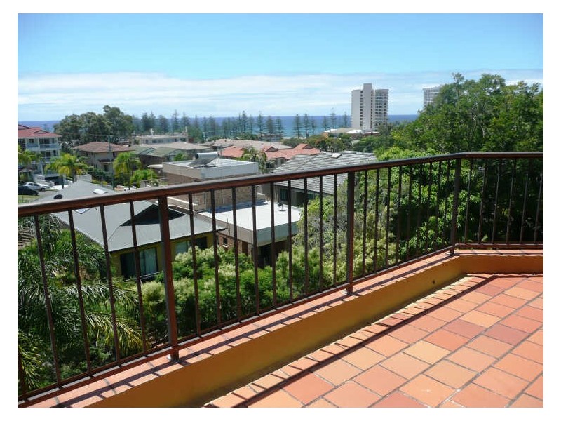 5/21 Hill Avenue, Burleigh Heads QLD 4220