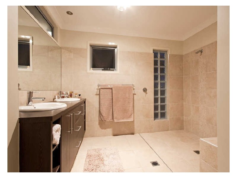 1/40 Tawarri Crescent, Burleigh Heads QLD 4220