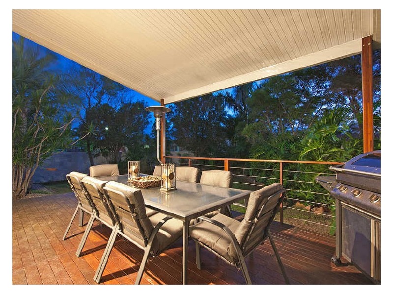 11 Styer Circuit, Burleigh Waters QLD 4220