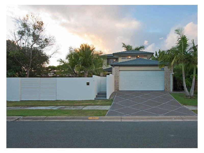 11 Styer Circuit, Burleigh Waters QLD 4220