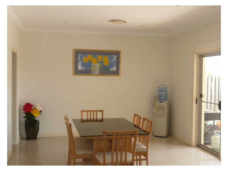 8 Cezaire Avene, Varsity Lakes QLD 4227
