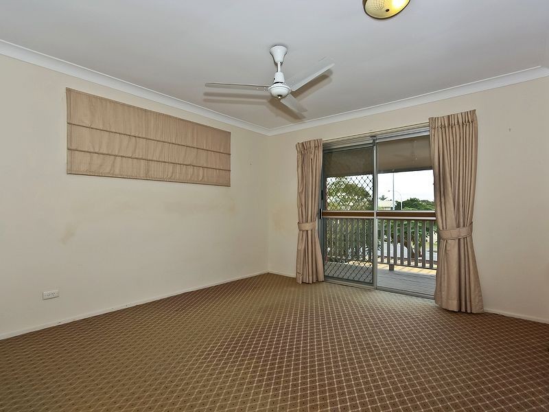 66 Mountain View Avenue, Burleigh Waters QLD 4220