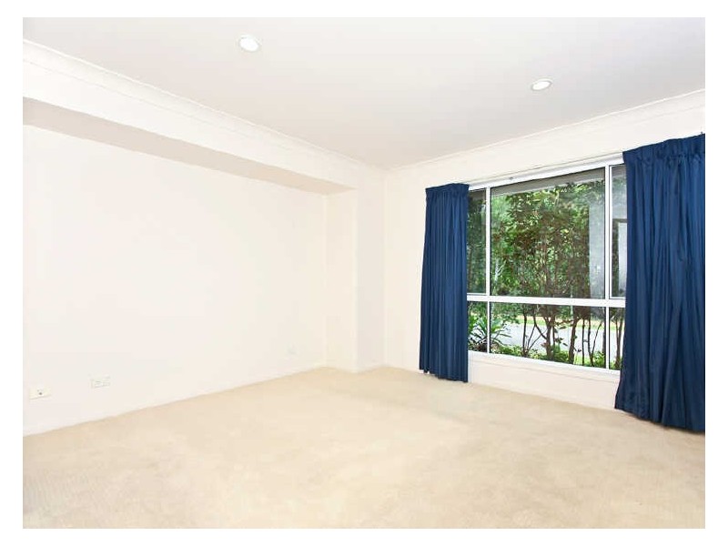 10/11 Eden Court, Nerang QLD 4211