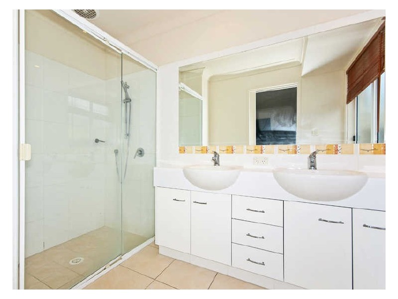 10/11 Eden Court, Nerang QLD 4211