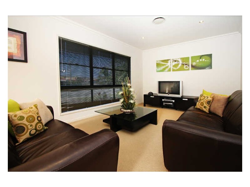 2/12 Dolphin Avenue, Mermaid Beach QLD 4218