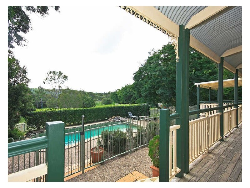26 Charles Kurz Drive, Worongary QLD 4213