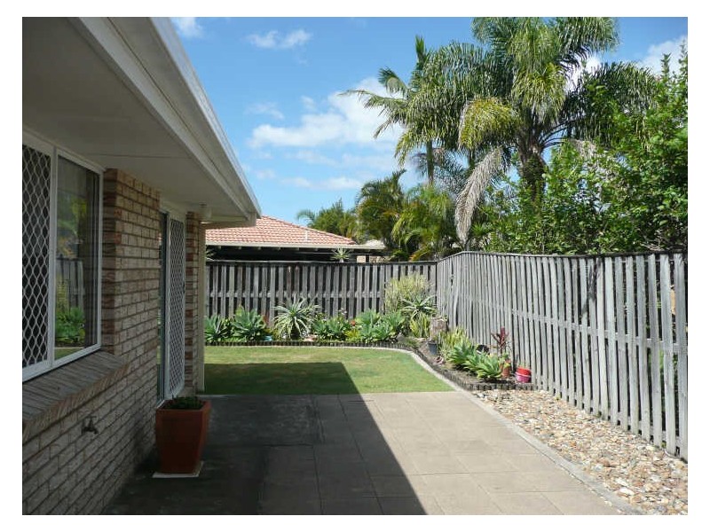 26 Regensberg Close, Varsity Lakes QLD 4227