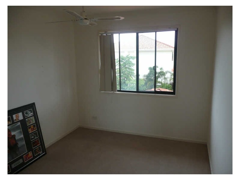 8/323 Christine Avenue, Varsity Lakes QLD 4227