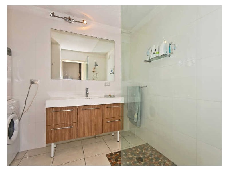 7/30 Ikkina Road, Burleigh Heads QLD 4220