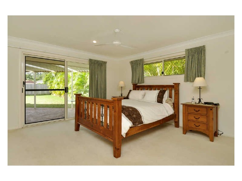 43 Coronet Crescent, Burleigh Waters QLD 4220