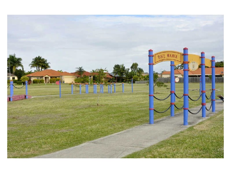 43 Coronet Crescent, Burleigh Waters QLD 4220