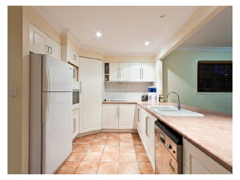 60 Honeyeater Drive, Burleigh Waters QLD 4220