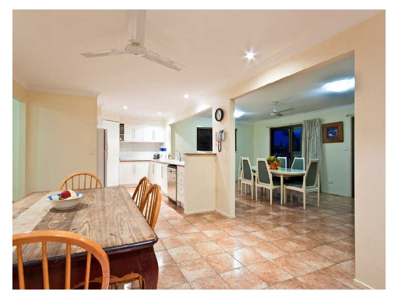 60 Honeyeater Drive, Burleigh Waters QLD 4220