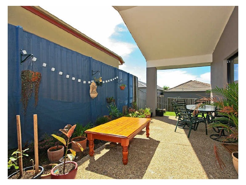 50 Palma Crescent, Varsity Lakes QLD 4227