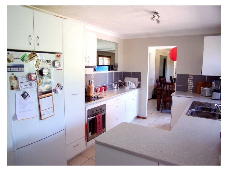 26 Treeview Drive, Burleigh Waters QLD 4220