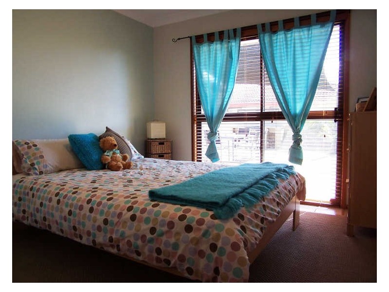 26 Treeview Drive, Burleigh Waters QLD 4220