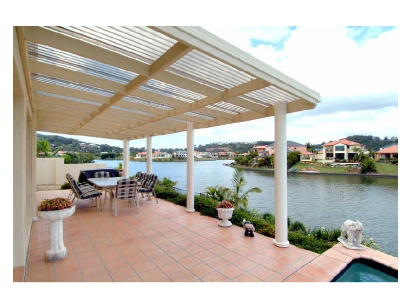 13 St Helens Court, Burleigh Waters QLD 4220