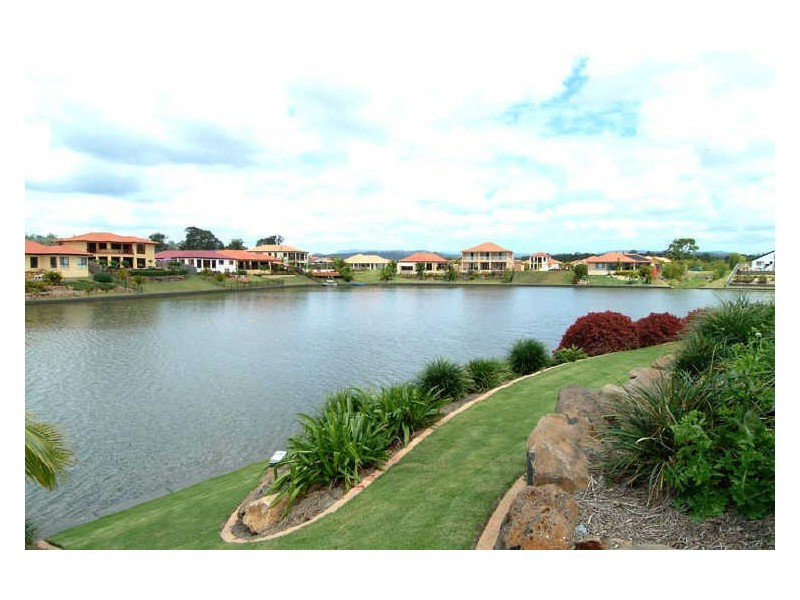 13 St Helens Court, Burleigh Waters QLD 4220