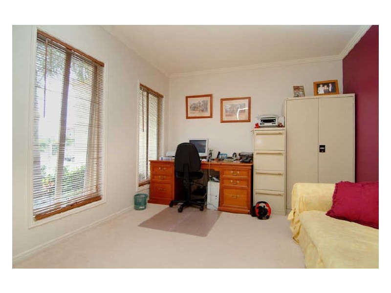 13 St Helens Court, Burleigh Waters QLD 4220