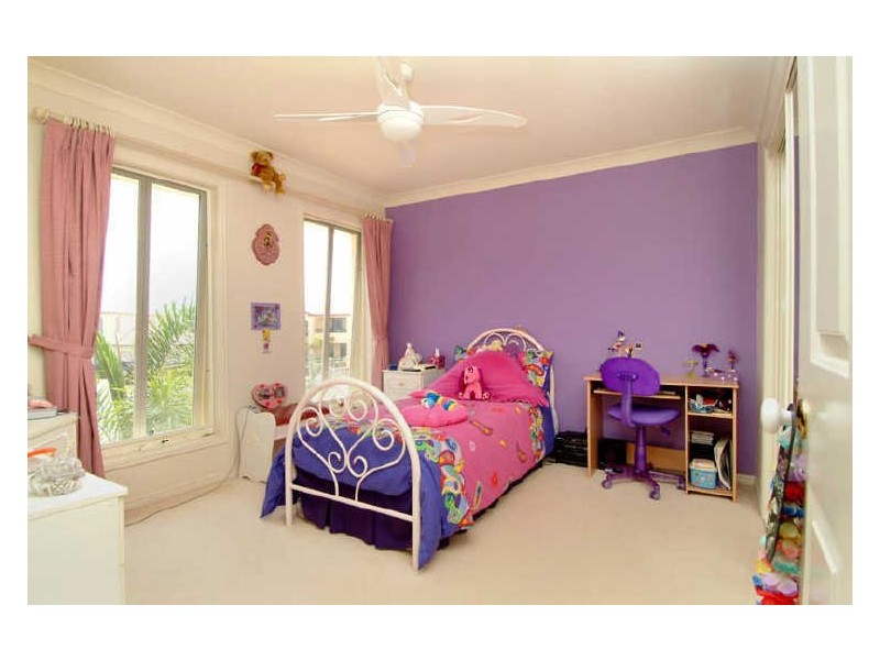 13 St Helens Court, Burleigh Waters QLD 4220