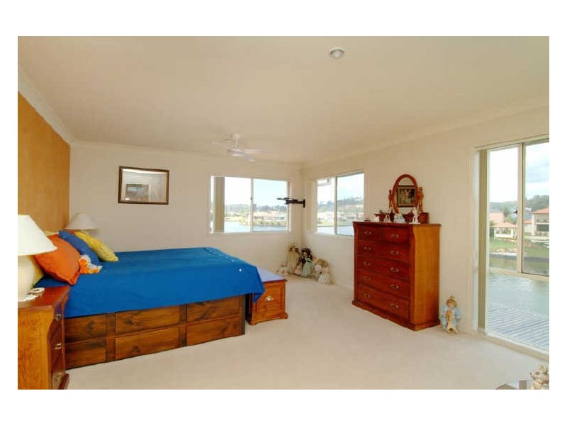 13 St Helens Court, Burleigh Waters QLD 4220