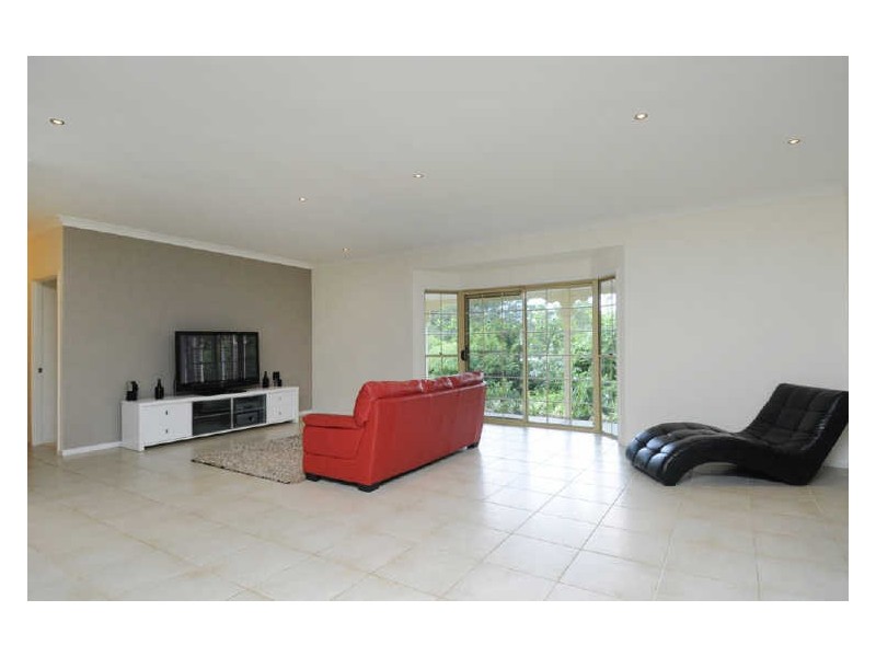 8 Wisteria Court, Tallebudgera Valley QLD 4228