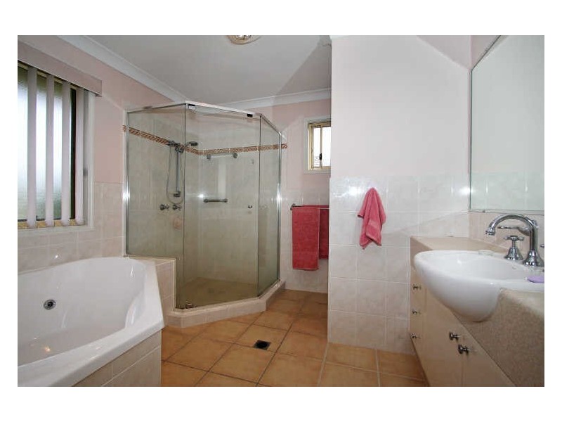 28 Asperia Street, Reedy Creek QLD 4227