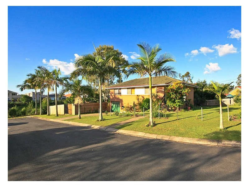33 Brier Crescent, Varsity Lakes QLD 4227