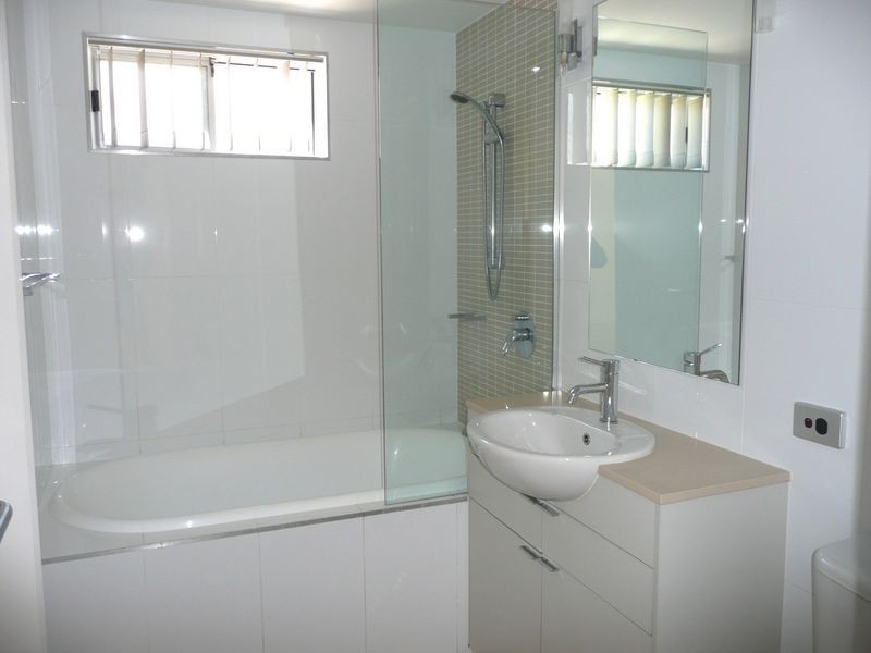 1/119 Sunshine Parade, Miami QLD 4220