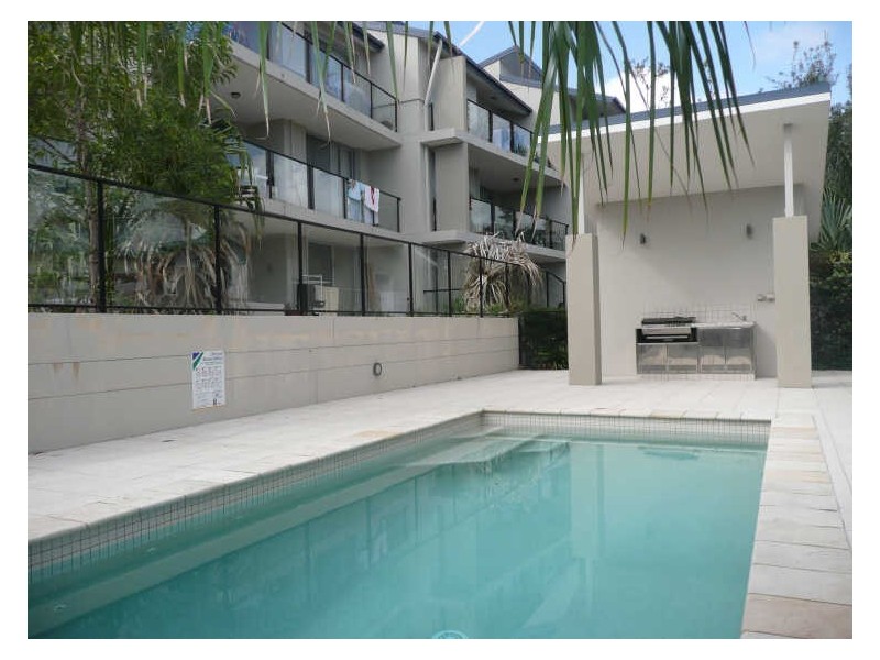 1/119 Sunshine Parade, Miami QLD 4220