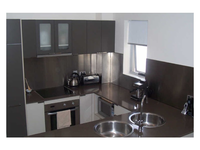 2/119 Sunshine Parade, Miami QLD 4220