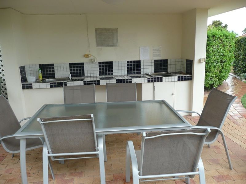 6/323 Christine Avenue, Varsity Lakes QLD 4227