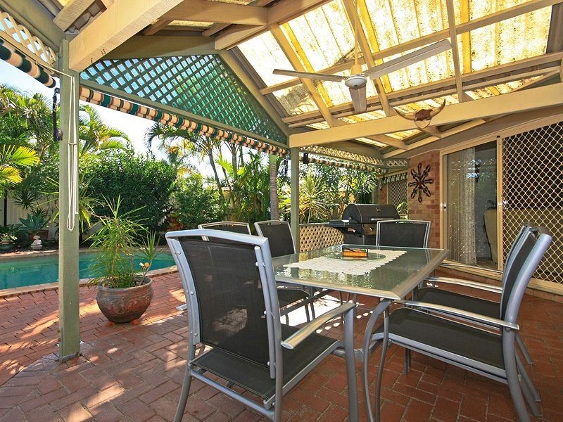81 Coronet Crescent, Burleigh Waters QLD 4220