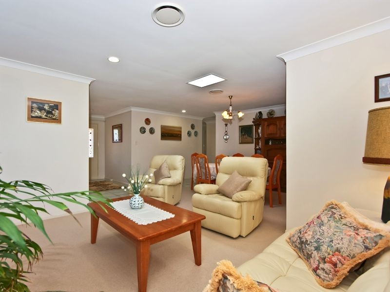 81 Coronet Crescent, Burleigh Waters QLD 4220