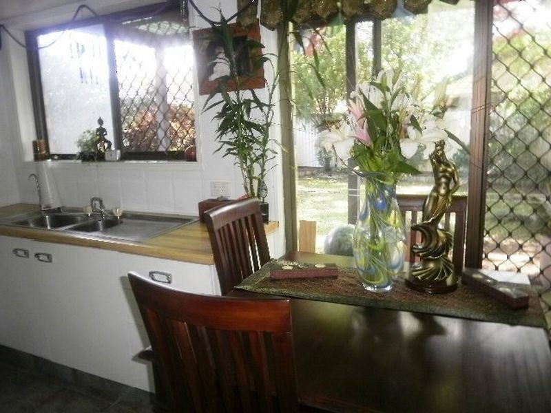 4/6 PeeWee Place, Burleigh Heads QLD 4220