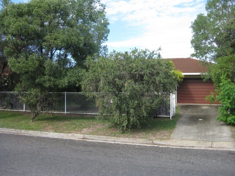 40 Mountainview Avenue, Burleigh Waters QLD 4220