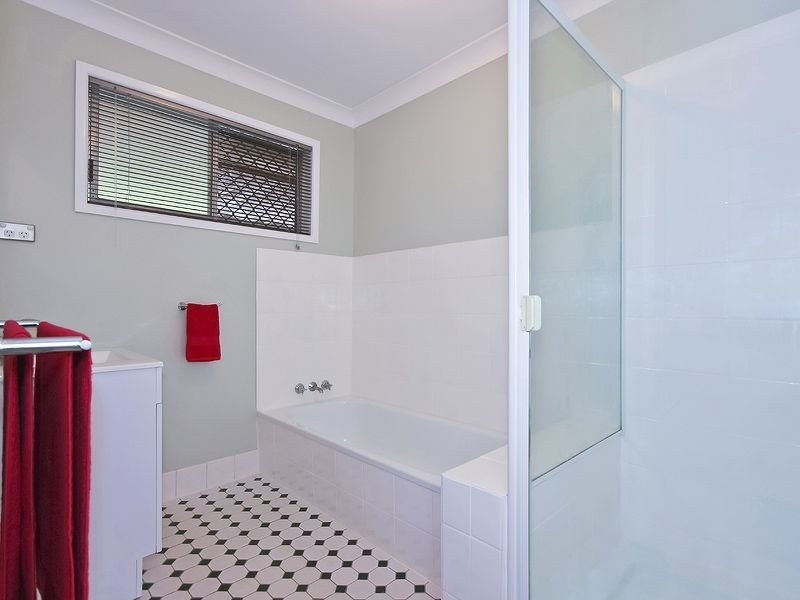 59 Bunyip Street, Burleigh Heads QLD 4220