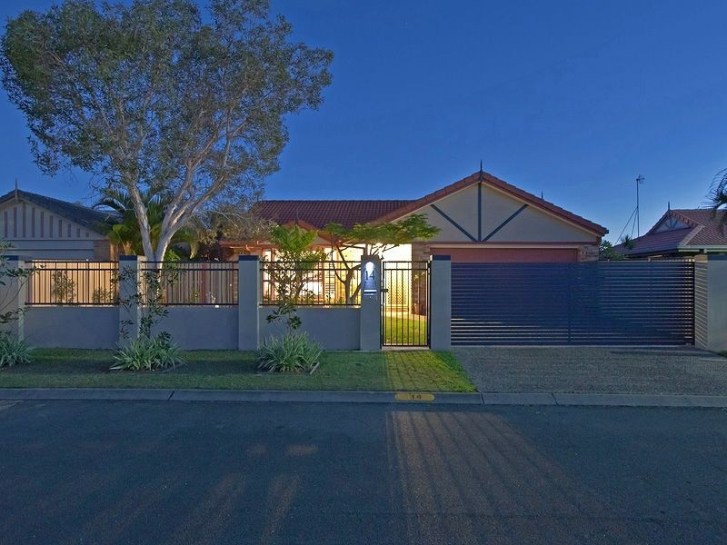 14 Bowerbird Place, Burleigh Waters QLD 4220