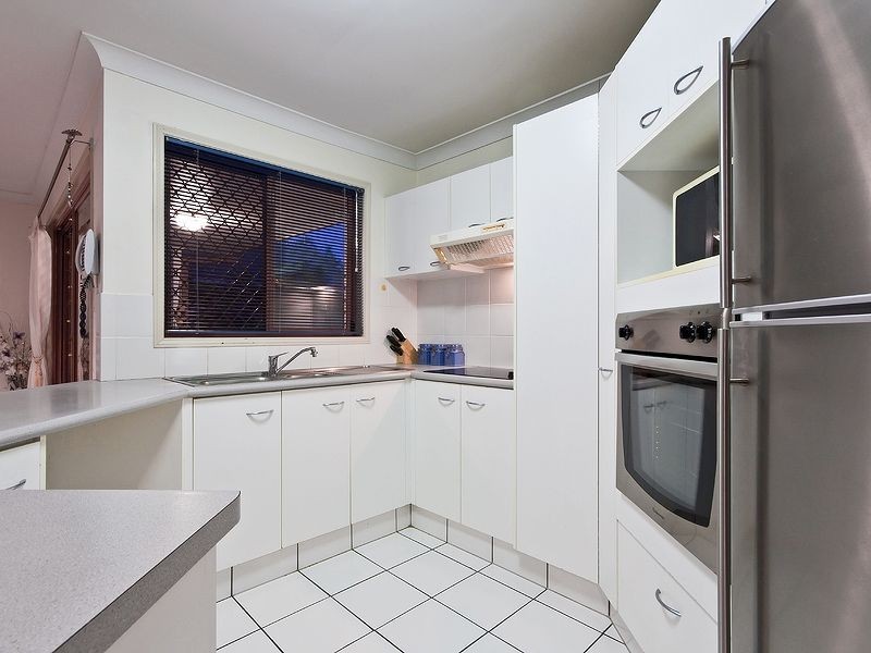 14 Bowerbird Place, Burleigh Waters QLD 4220