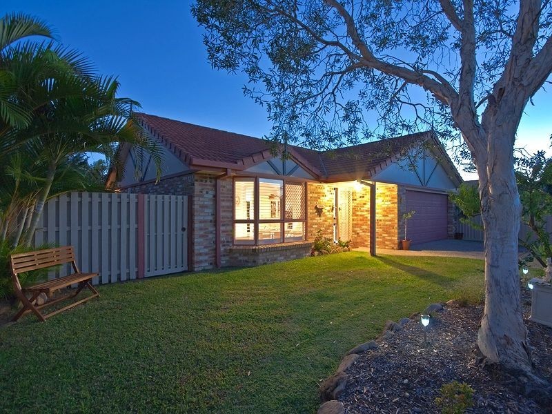 14 Bowerbird Place, Burleigh Waters QLD 4220