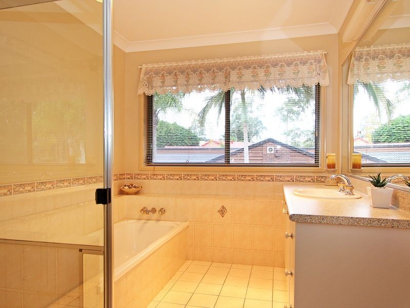 15 Homebush Drive, Robina QLD 4226