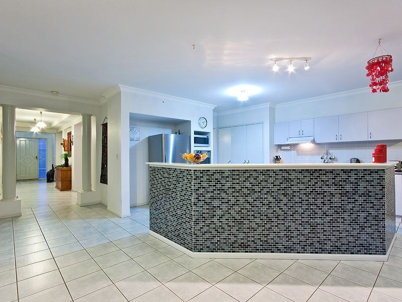 7 Ardisia Court, Burleigh Heads QLD 4220