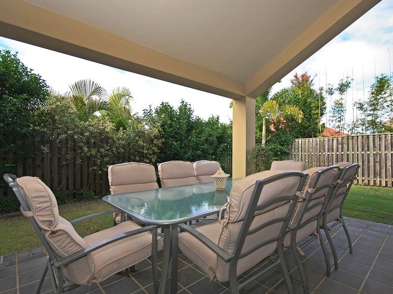 14 Gerona Circuit, Varsity Lakes QLD 4227