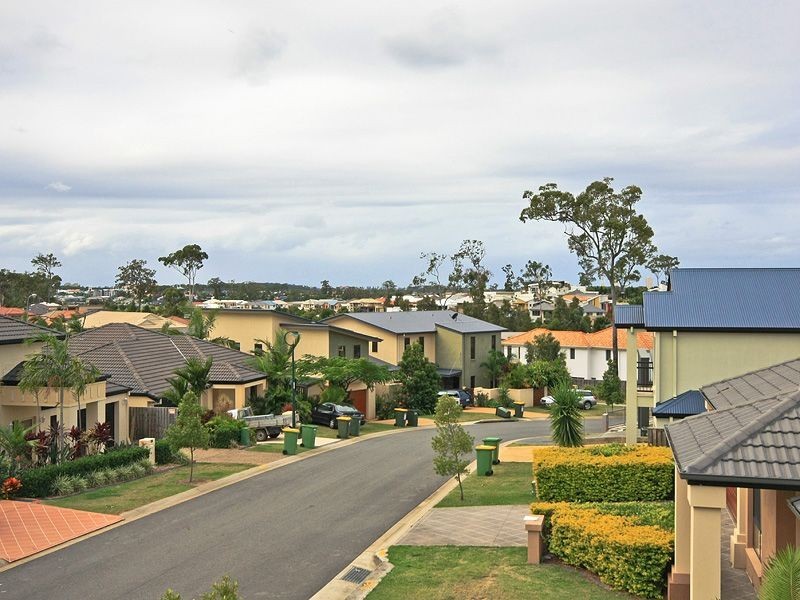 14 Gerona Circuit, Varsity Lakes QLD 4227