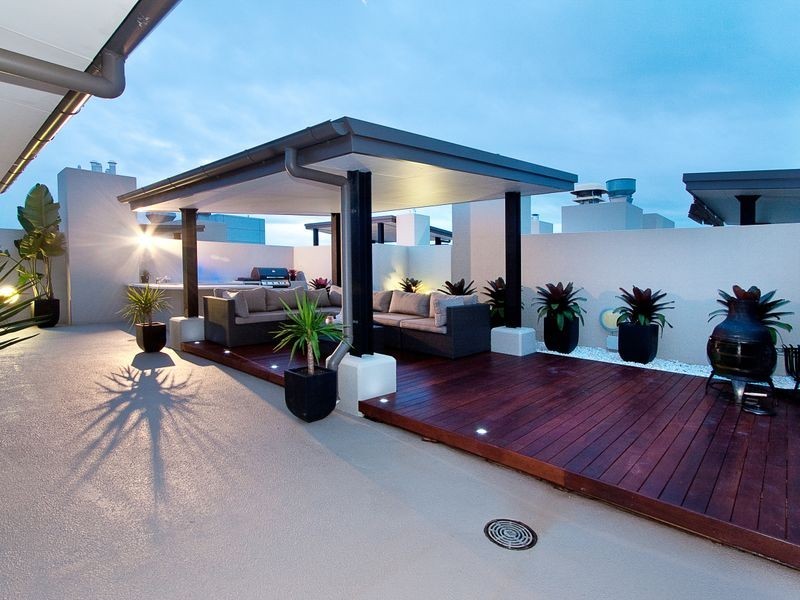 220/1 Toombul Avenue, Miami QLD 4220