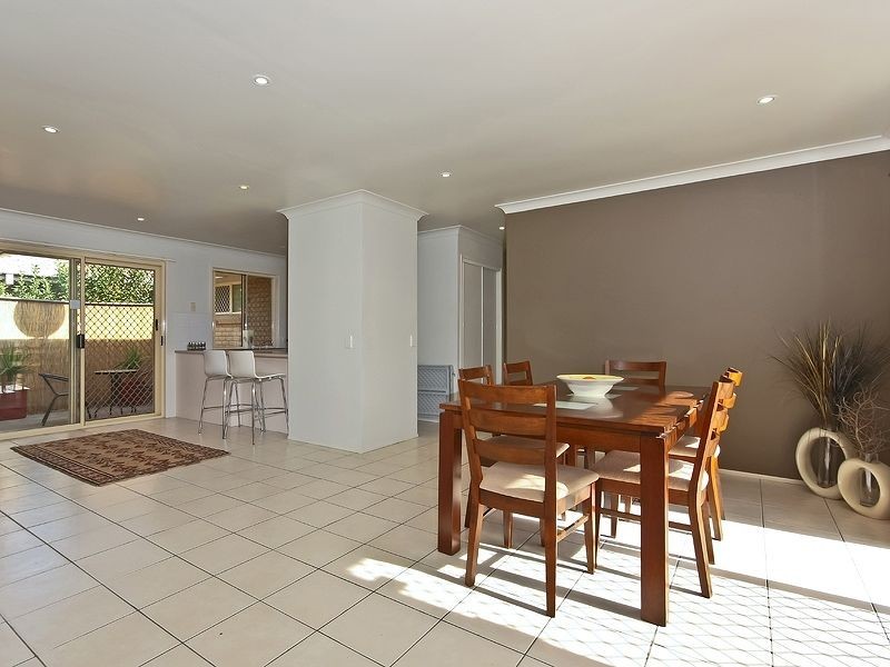 18 Nozomi Street, Burleigh Waters QLD 4220